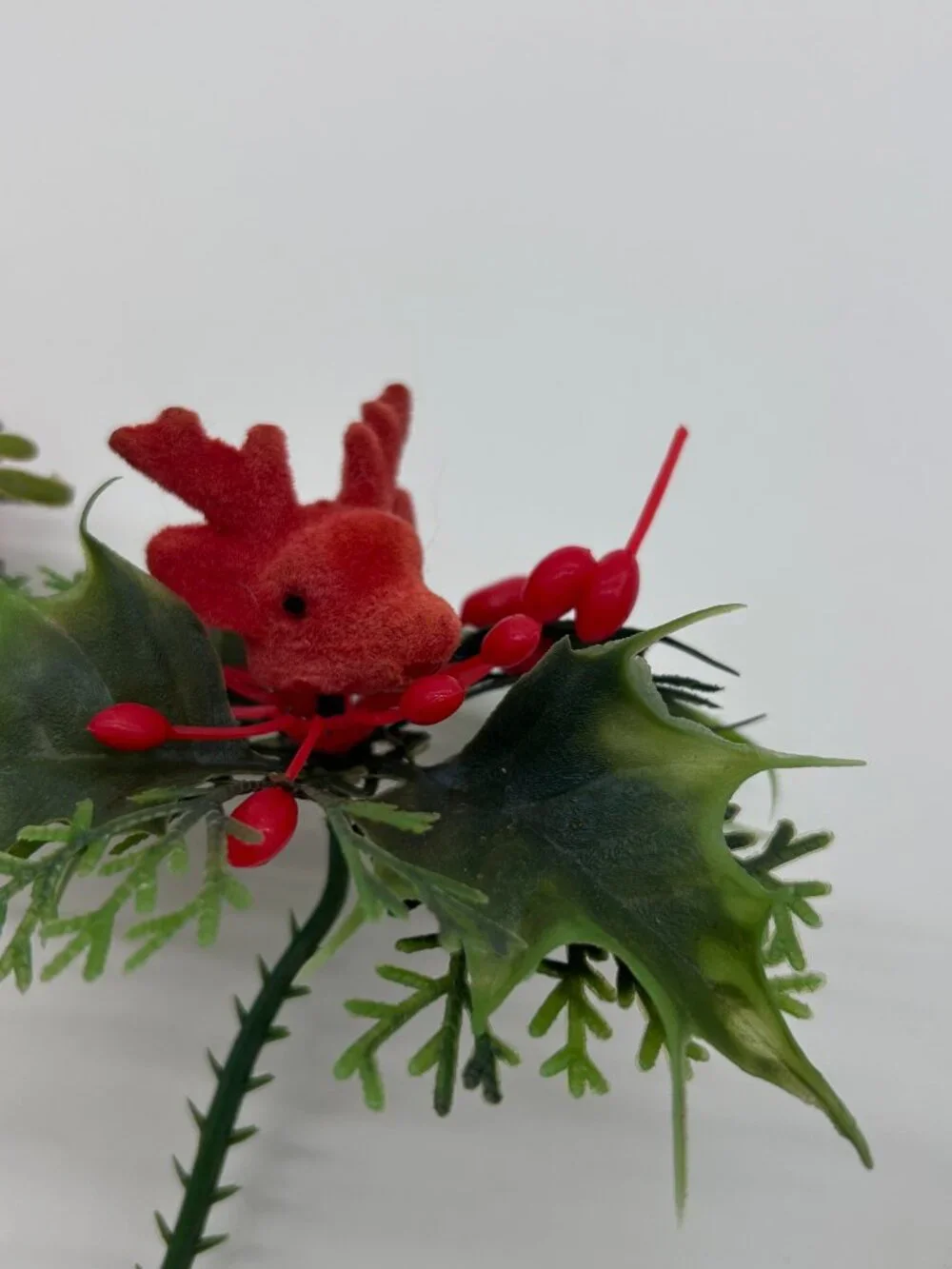 Vintage‎ Christmas Floral Pick Deer Santa Gnome Strawberry Fruit 11 Pc Lot